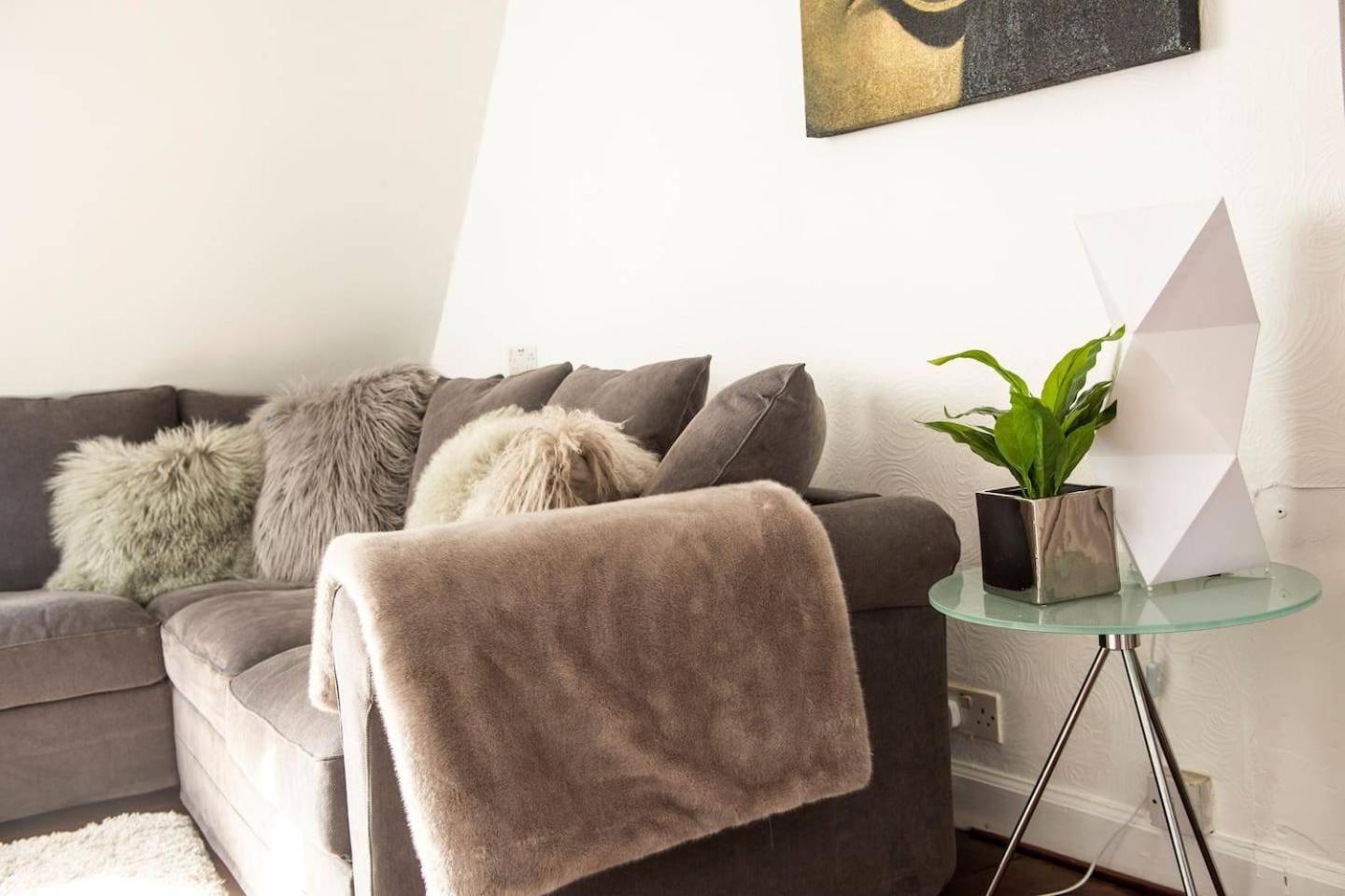 Guestready - Modern 2Br Home On The Royal Mile! Edynburg Zewnętrze zdjęcie
