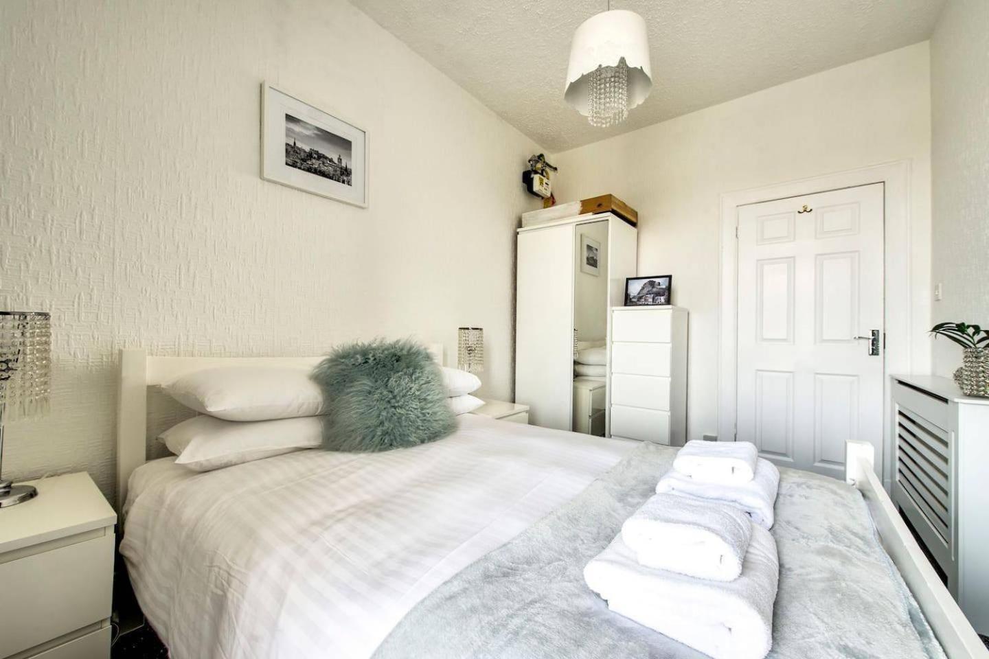 Guestready - Modern 2Br Home On The Royal Mile! Edynburg Zewnętrze zdjęcie